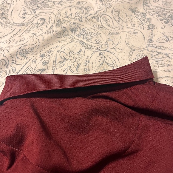 Izod Maroon Polo Shirt Classic Style - Picture 4 of 8